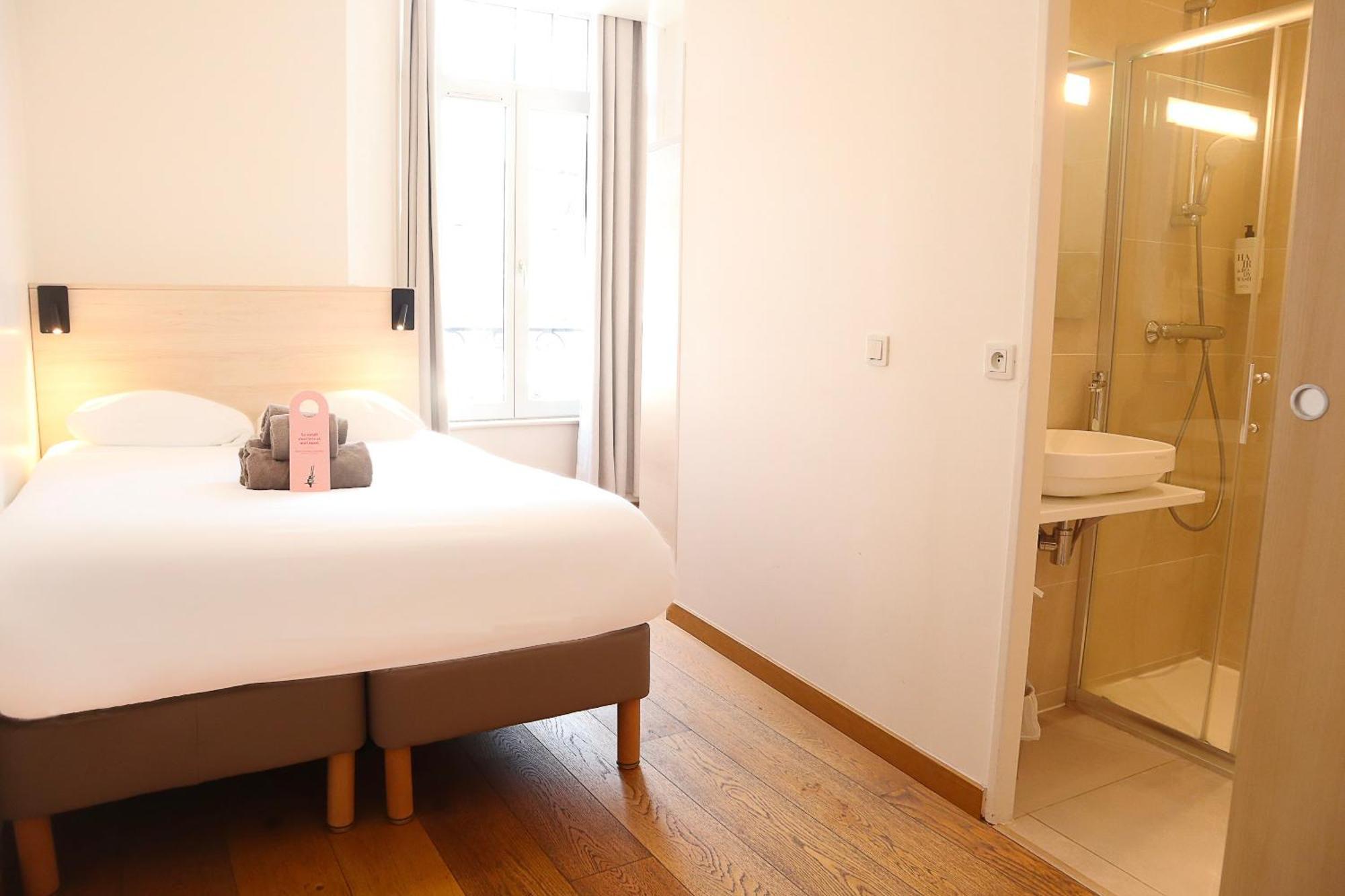 Hotel Ambassadeur Лил Екстериор снимка